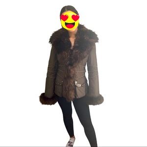 EUC Boutiqe Jacket w Fur